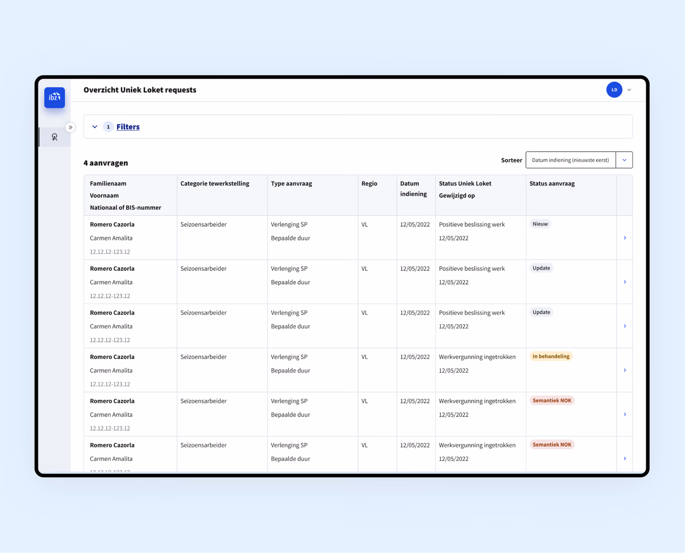 Immigration Office application showing request filters, status information, and case navigation.